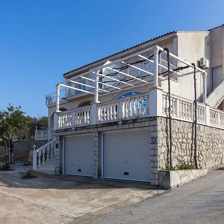 Supetar Apartment Cavtat